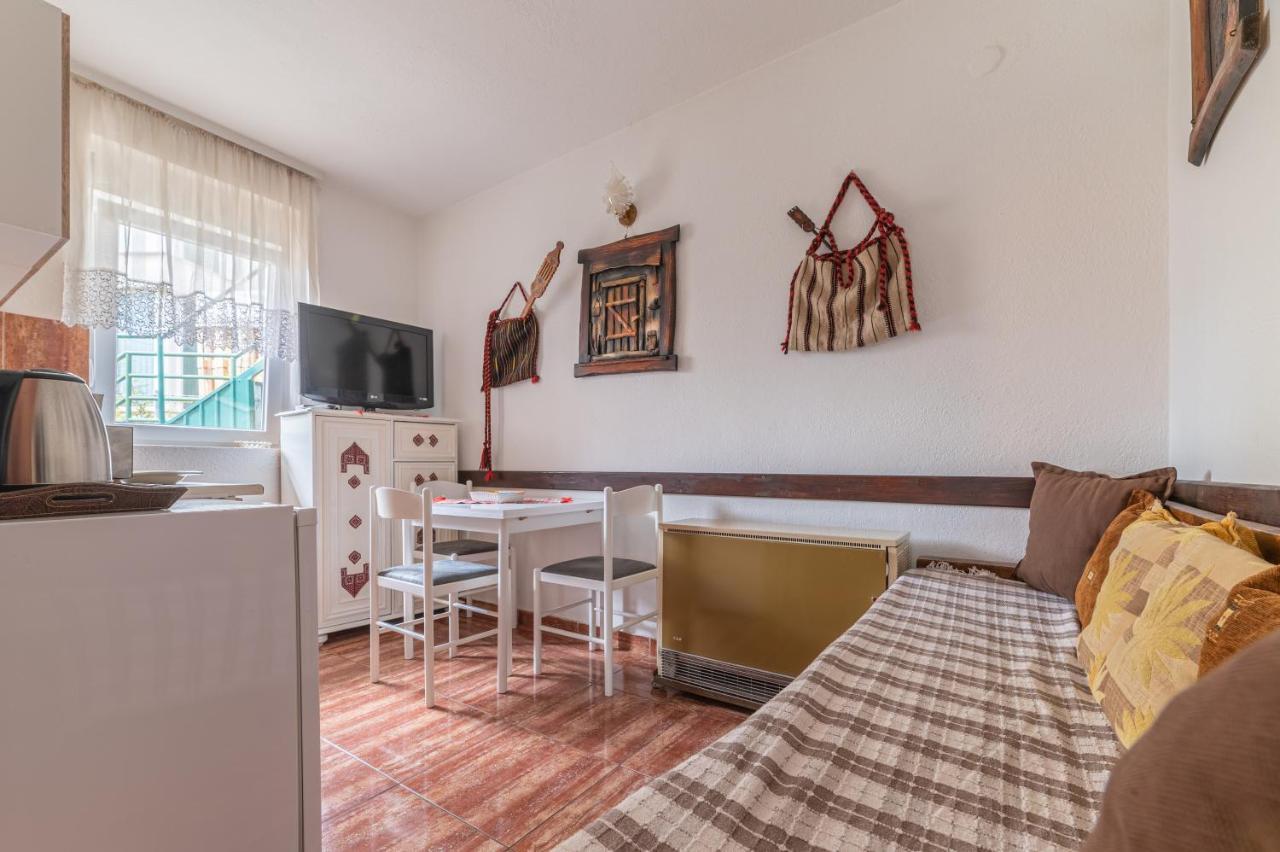 Frile Apartments Nikšić Εξωτερικό φωτογραφία